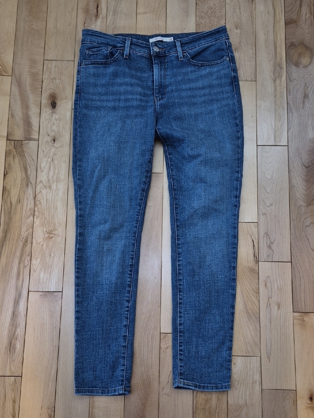 Levi's 711 Women’s Size 29 Skinny Jeans